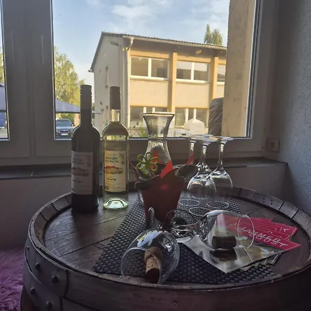 Weingut Lahmer August Weintraube *